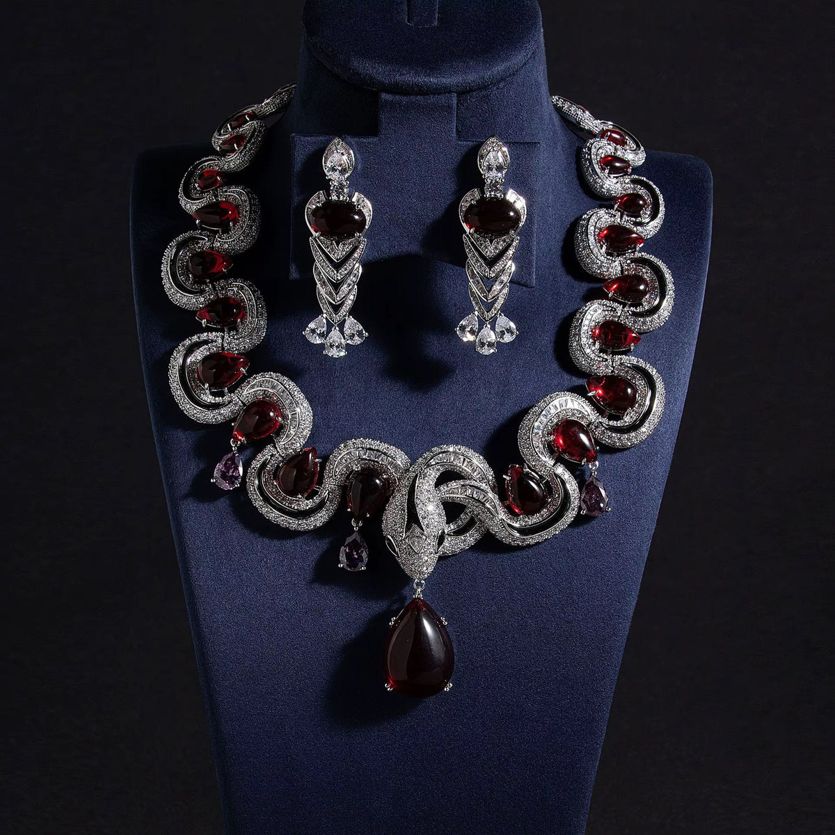 Deep red Éclat Royal necklace and matching earrings – Aura Jewels